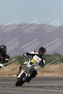media/Oct-13-2025-Moto Forza (Mon) [[a66d839500]]/4-C Group/Session 3 (Turn 16)/